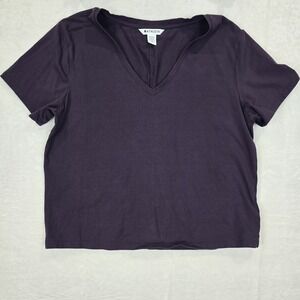 Athleta Essential V Neck Tee Shirt Short Sleeve Supima Cotton Womens Medium Plum
